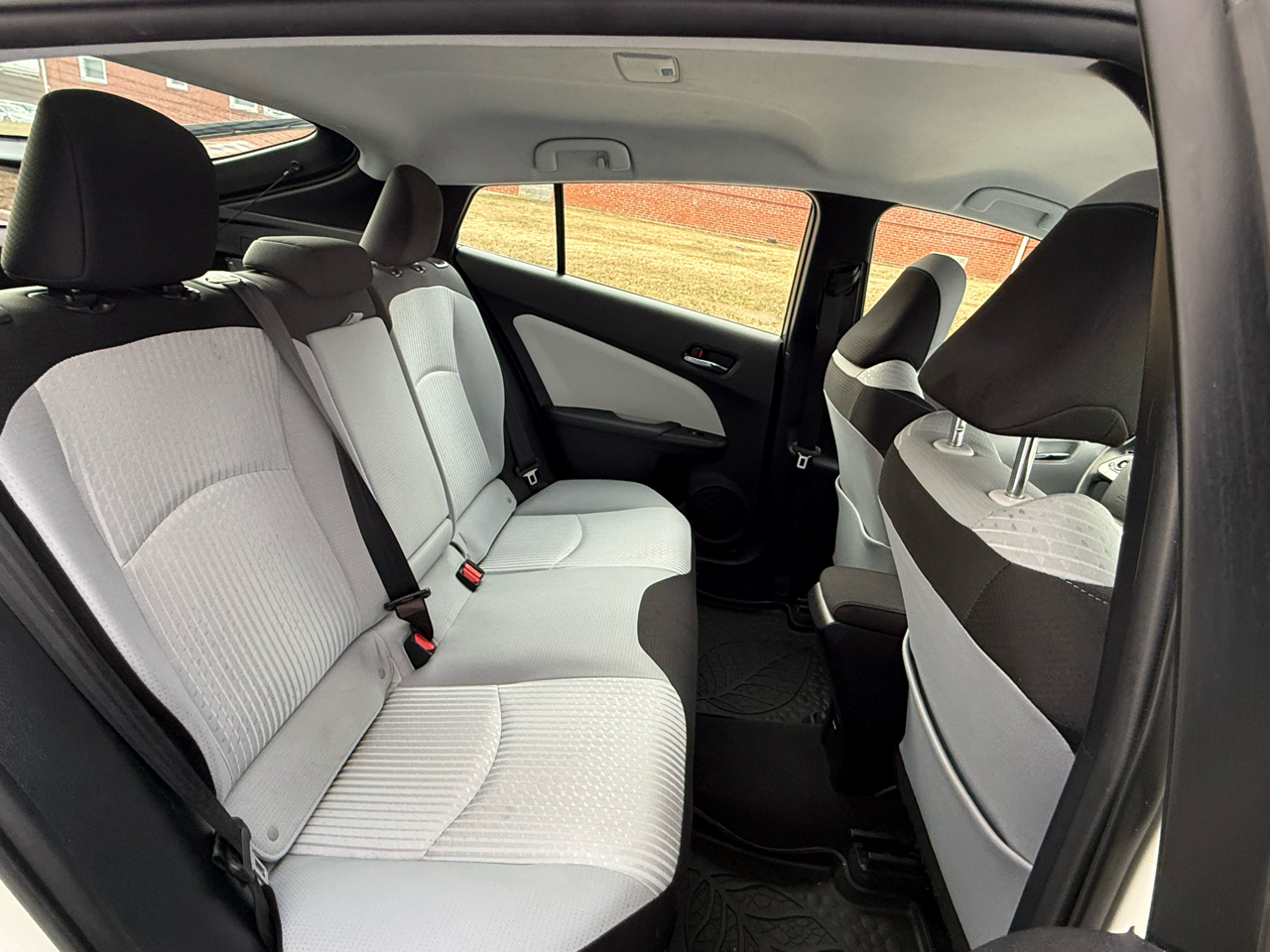 Toyota Prius Three Touring (Natl) 2018