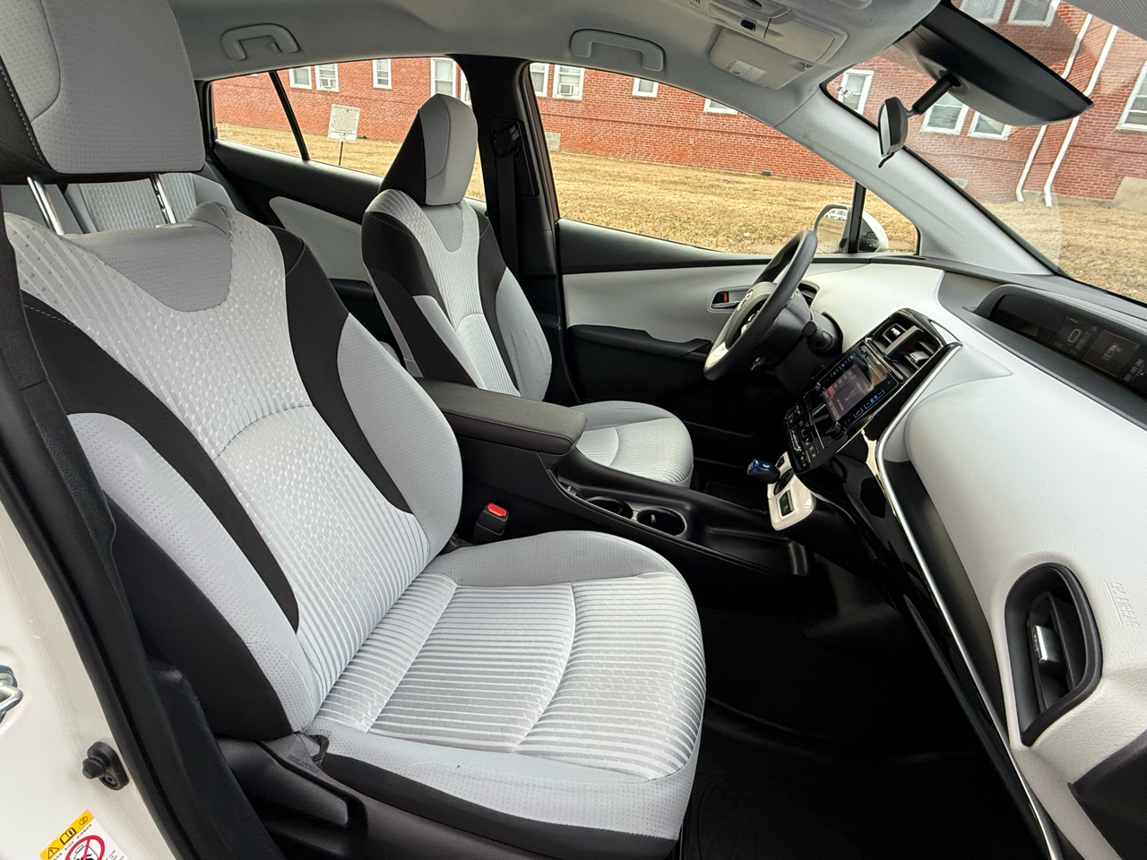 Toyota Prius Three Touring (Natl) 2018