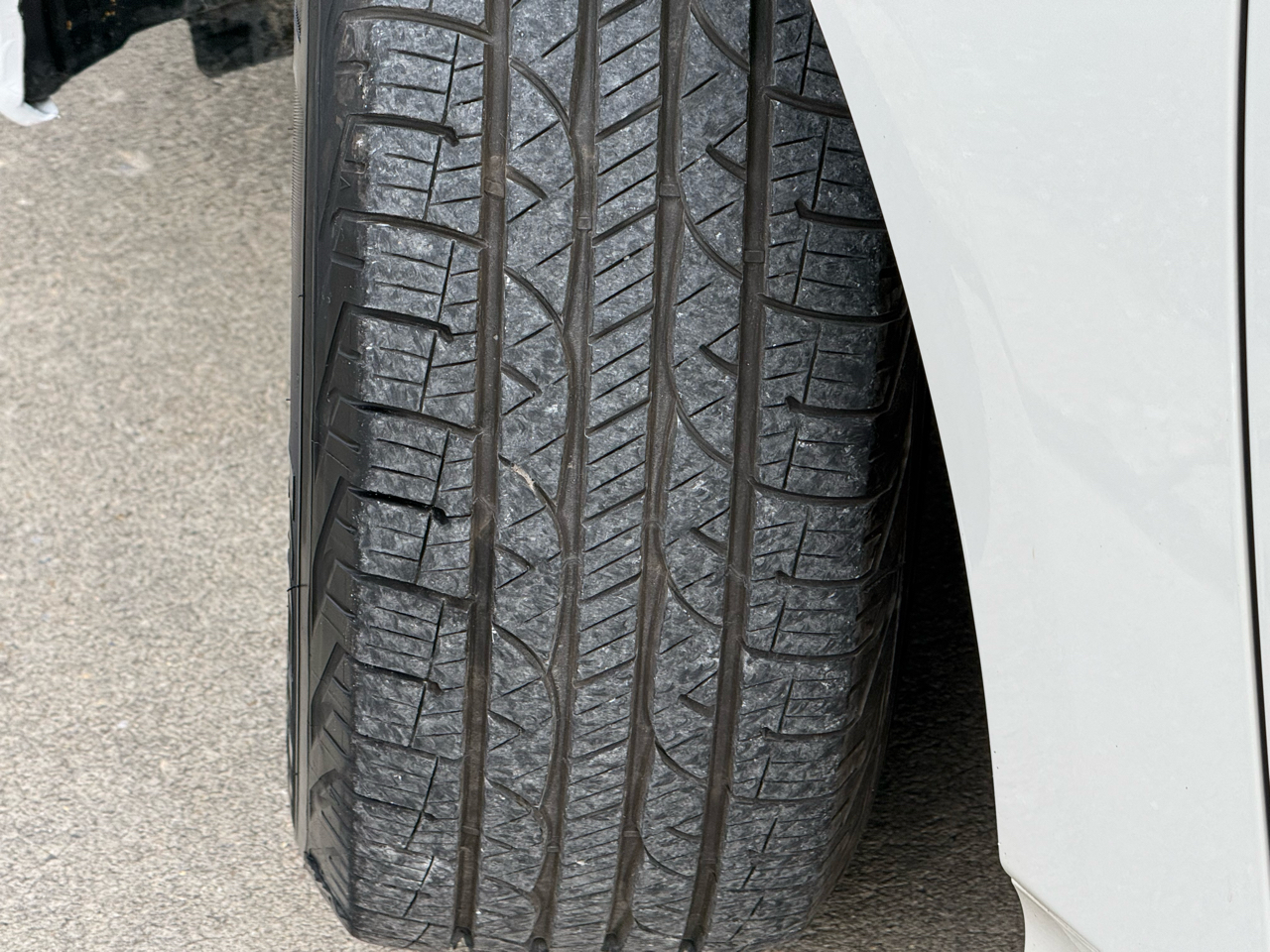 Toyota Prius Three Touring (Natl) 2018