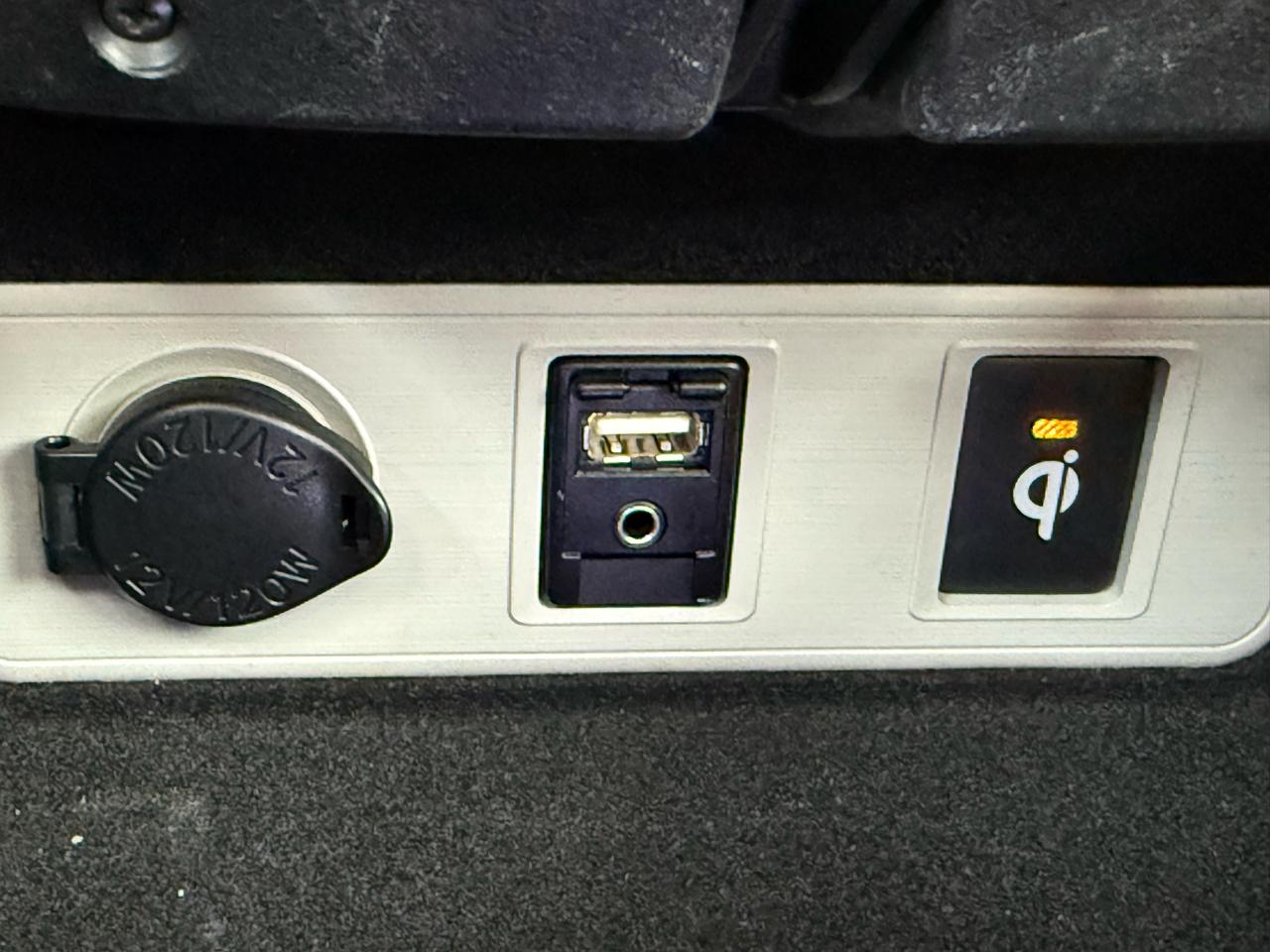 Toyota Avalon 4dr Sdn Limited (Natl) 2015