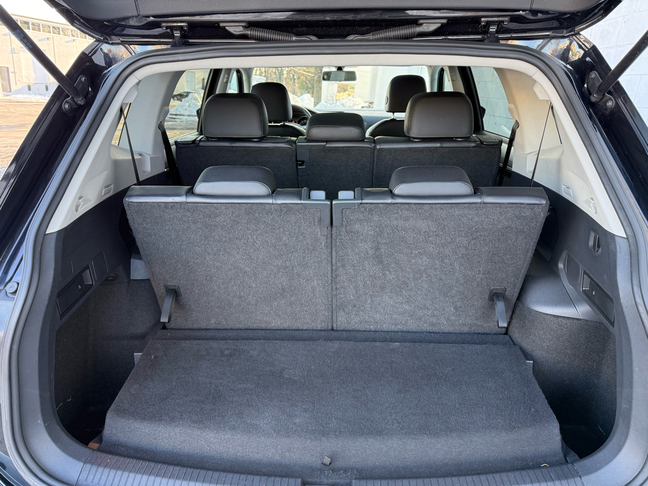 Volkswagen Tiguan 2.0T SE R-Line Black FWD 2020