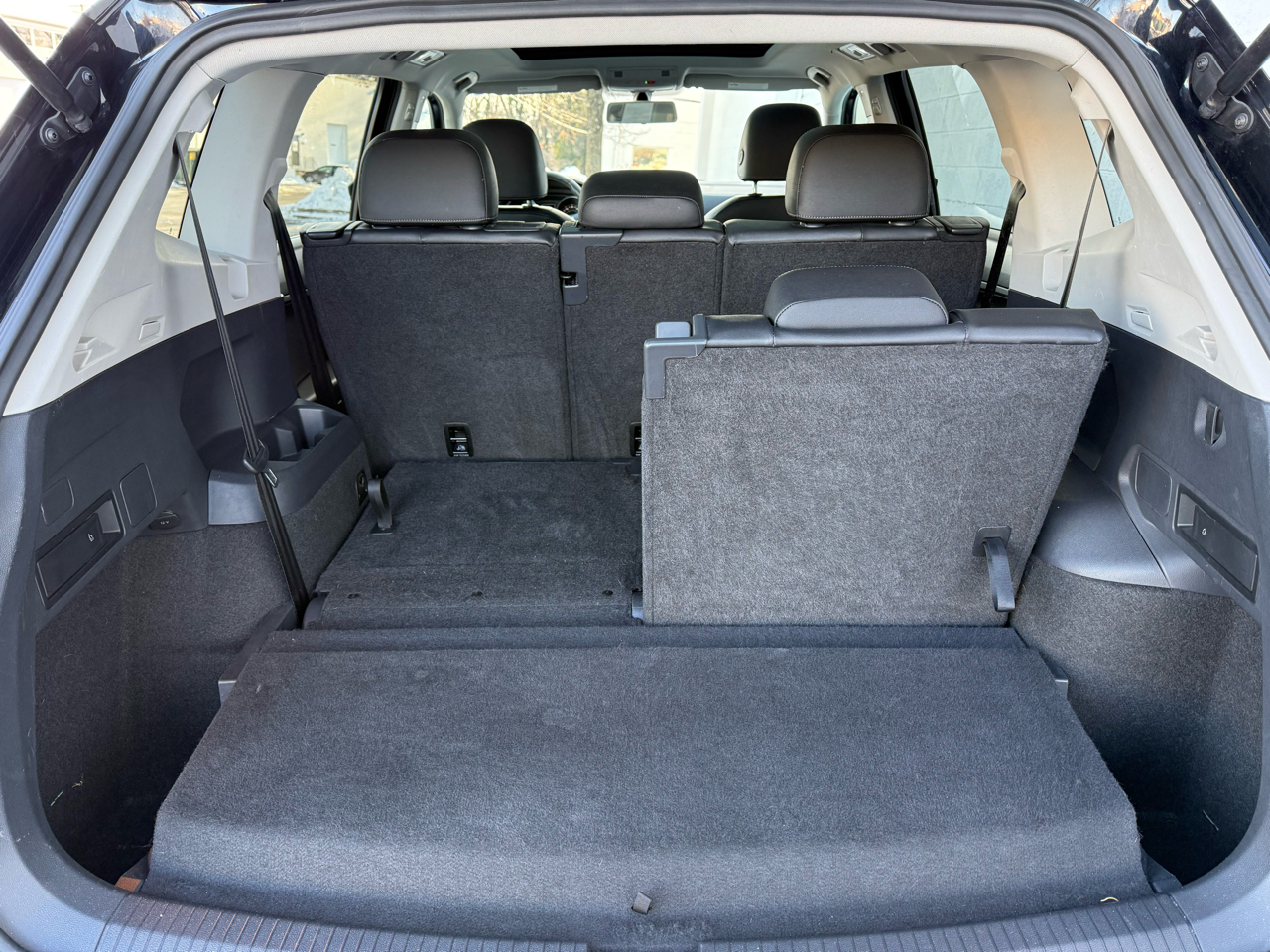 Volkswagen Tiguan 2.0T SE R-Line Black FWD 2020