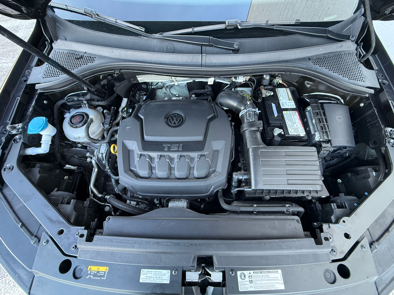 Volkswagen Tiguan 2.0T SE R-Line Black FWD 2020