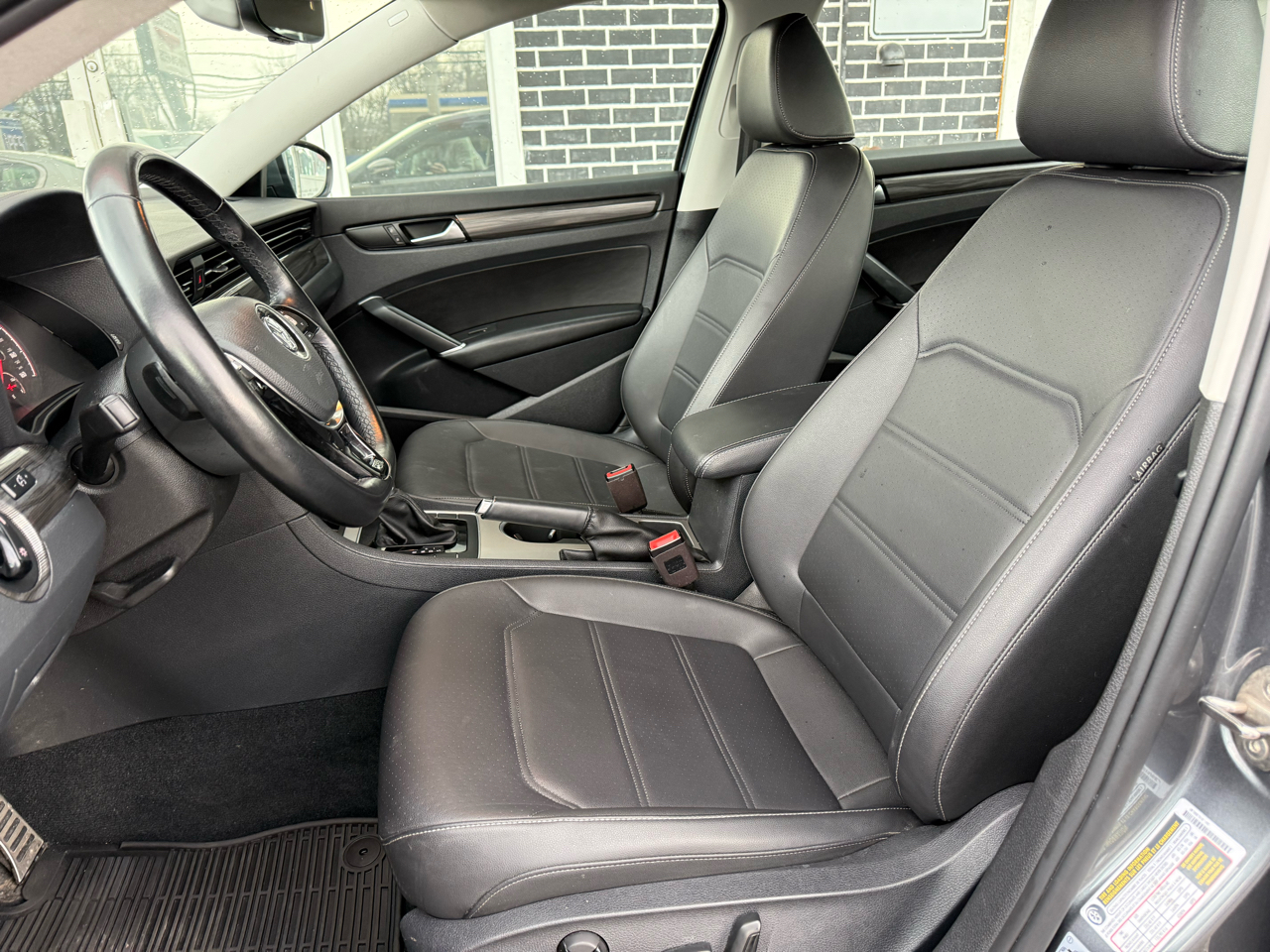 Volkswagen Passat 2.0T R-Line Auto 2020