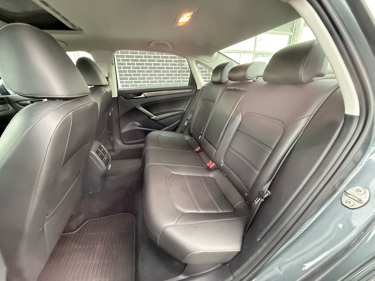 Volkswagen Passat 2.0T R-Line Auto 2020