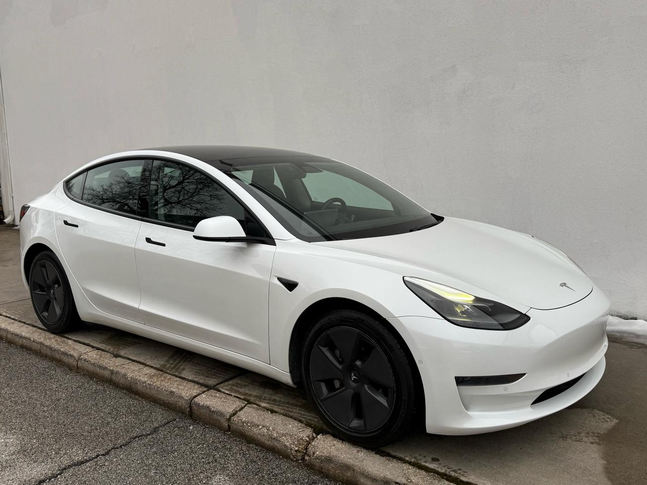 Tesla Model 3 Standard Range Plus RWD 2021