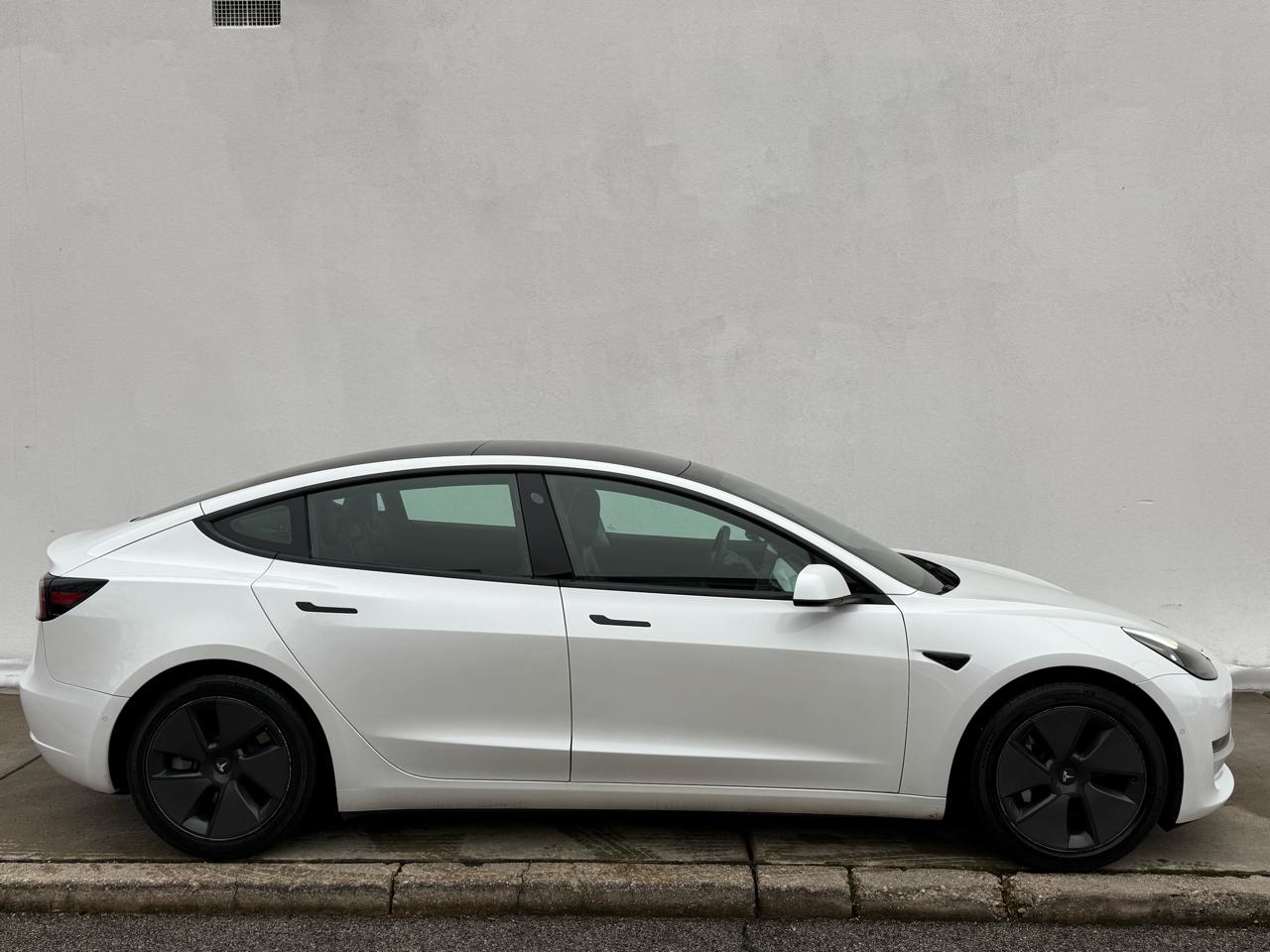 Tesla Model 3 Standard Range Plus RWD 2021