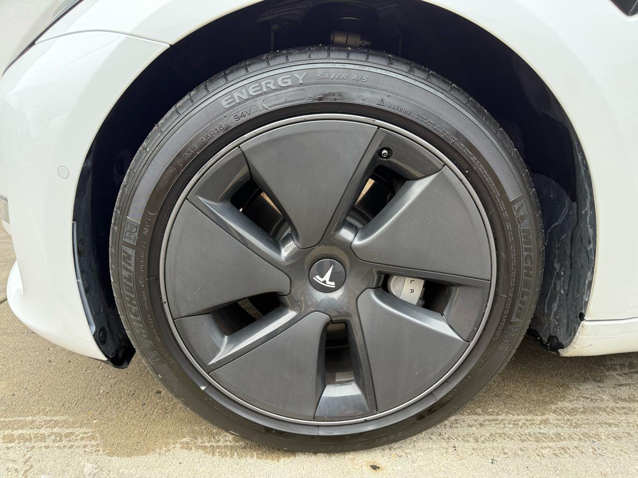 Tesla Model 3 Standard Range Plus RWD 2021