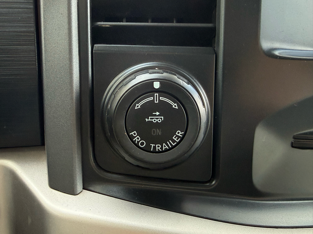 Ford F-150 XLT 4WD SuperCab 8' Box 2021