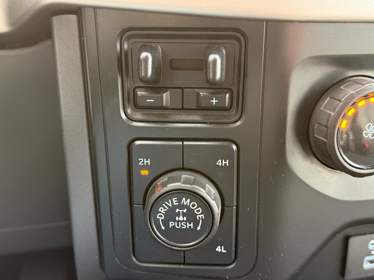 Ford F-150 XLT 4WD SuperCab 8' Box 2021