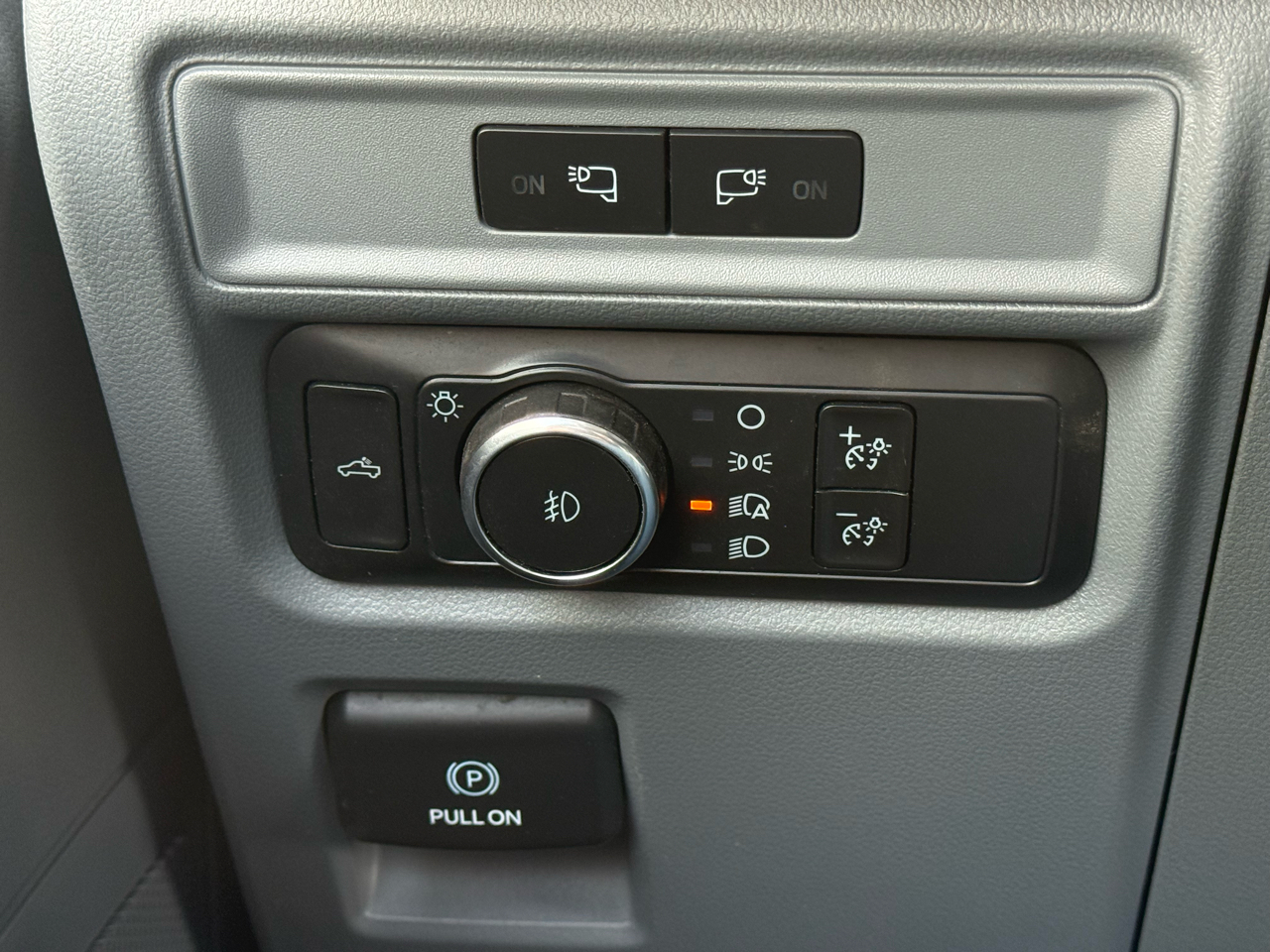 Ford F-150 XLT 4WD SuperCab 8' Box 2021