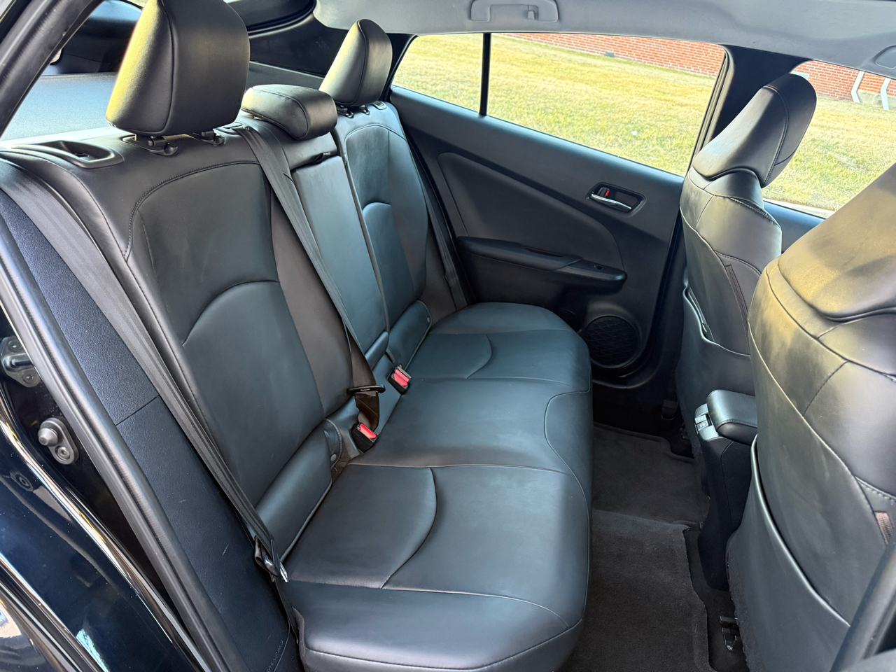 Toyota Prius XLE (Natl) 2021