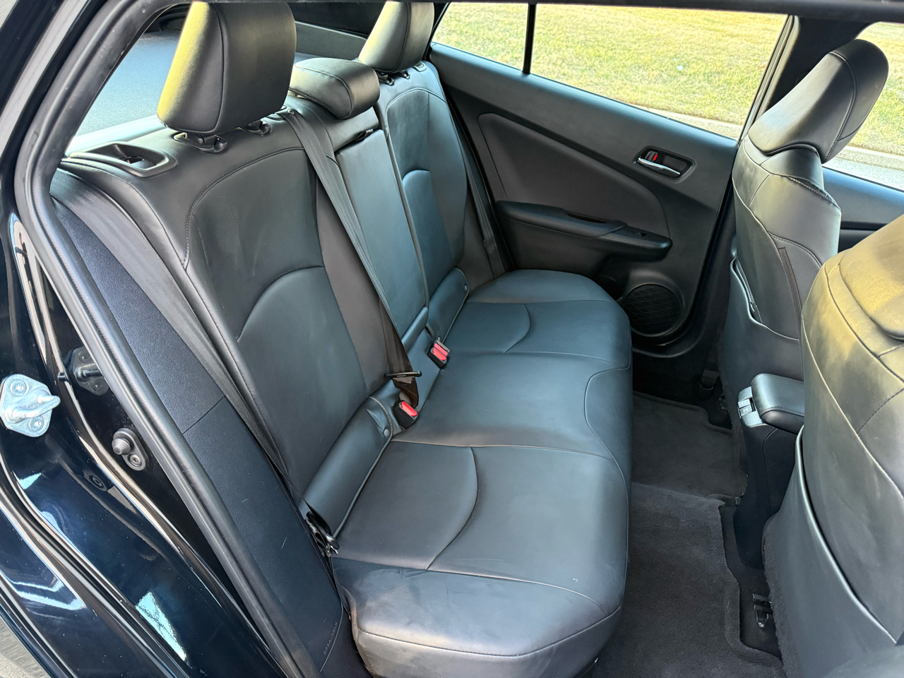 Toyota Prius XLE (Natl) 2021