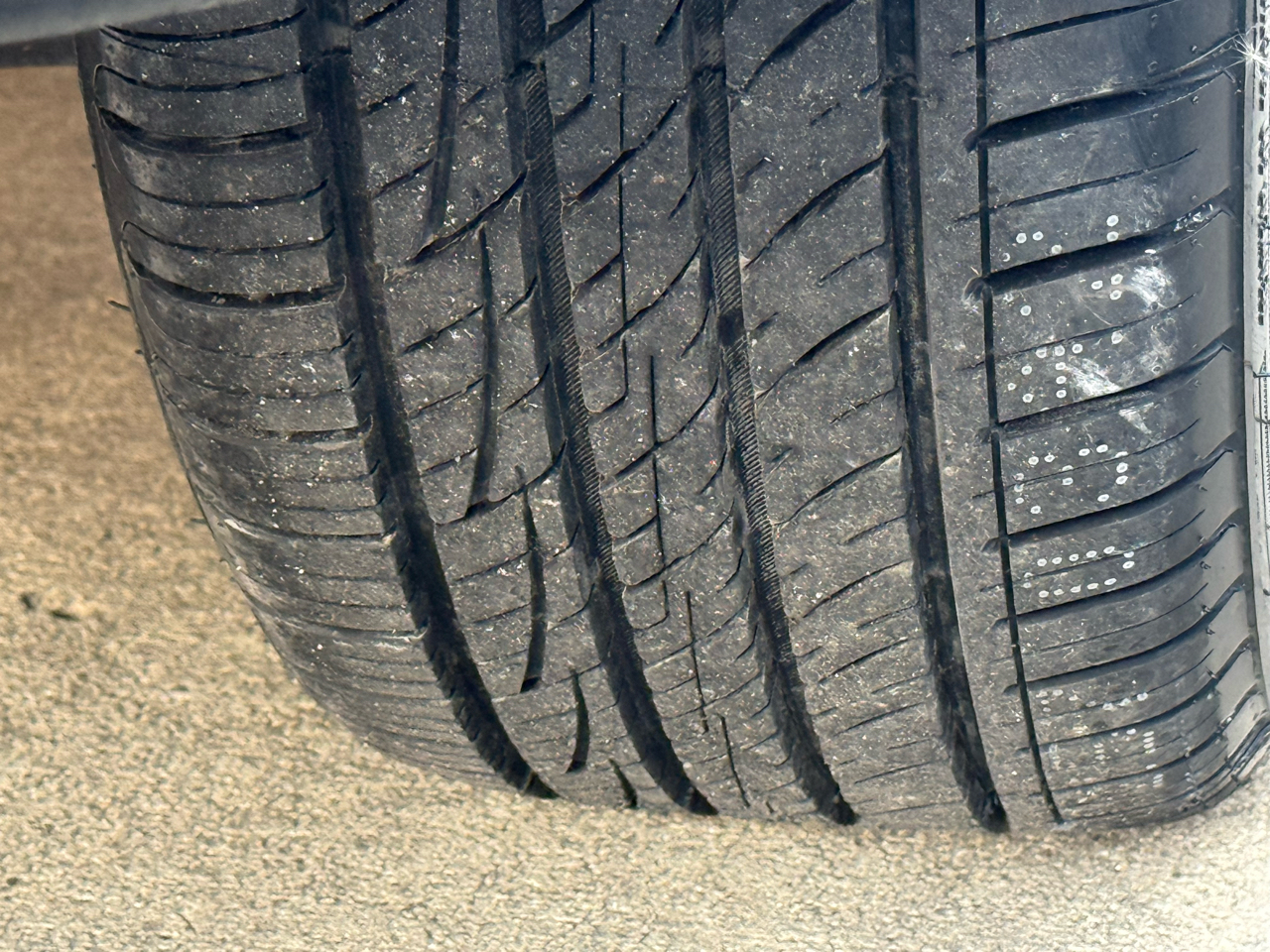 Toyota Prius XLE (Natl) 2021