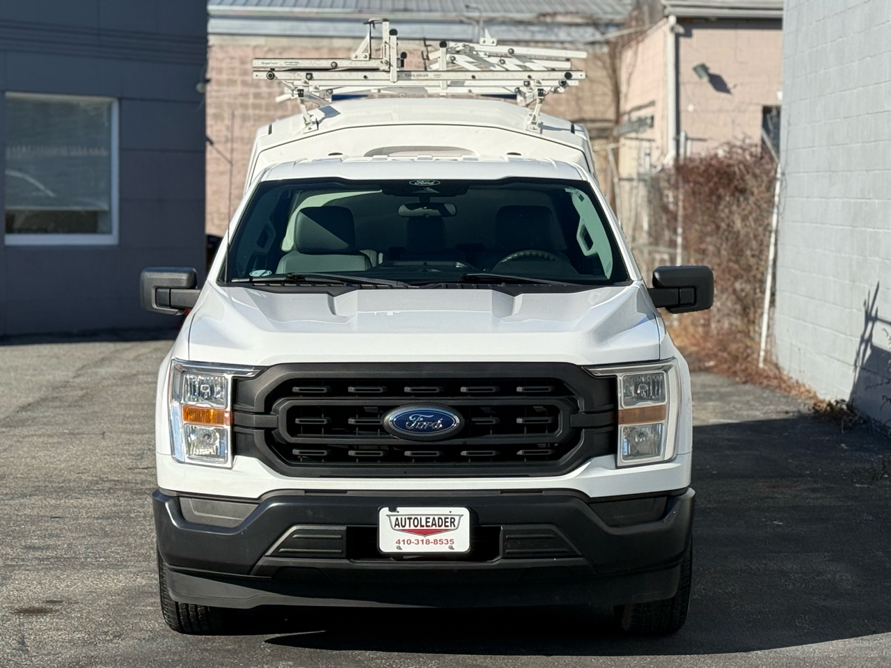 Ford F-150 XLT 2WD SuperCab 8' Box 2022