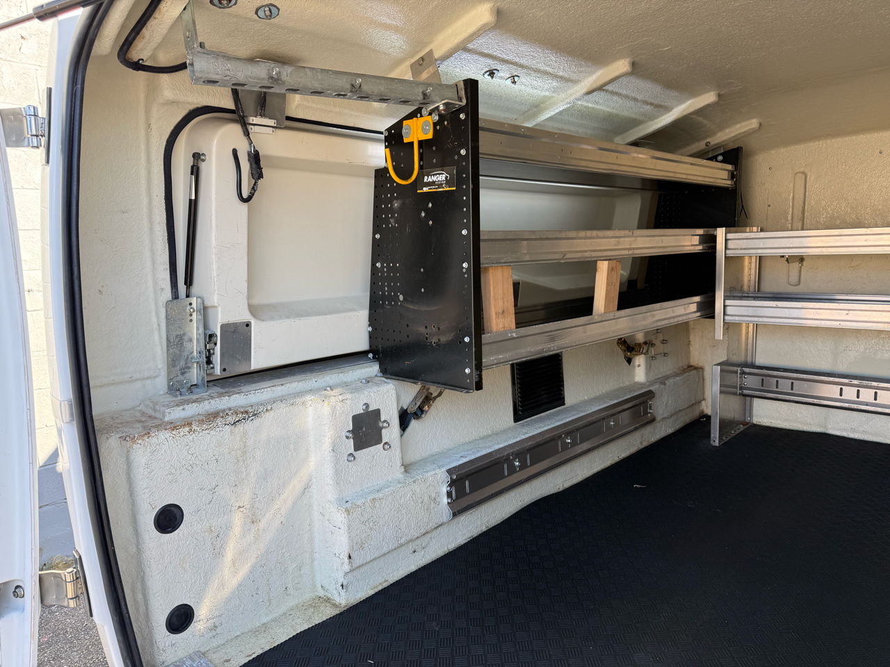 Ford F-150 XLT 2WD SuperCab 8' Box 2022