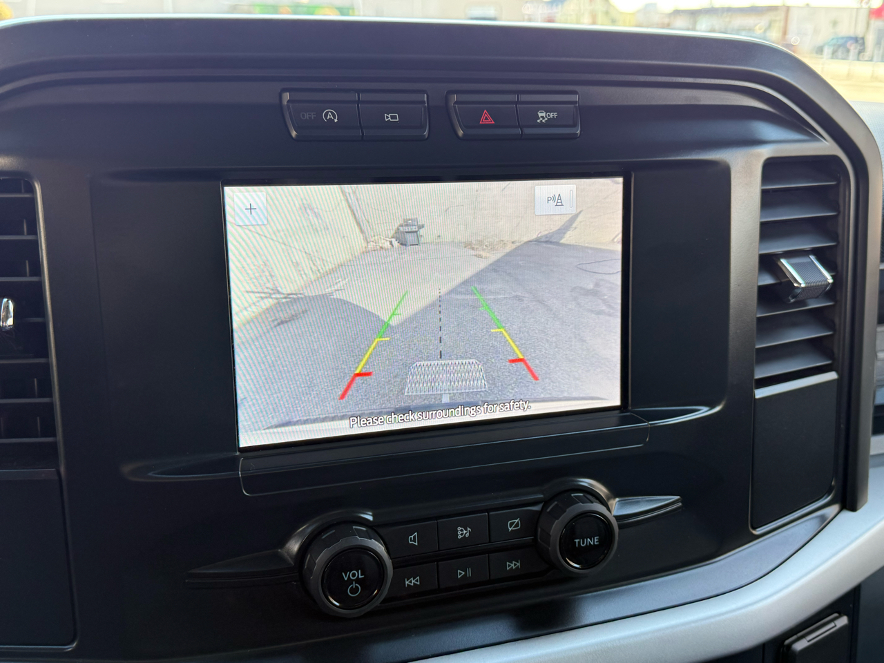 Ford F-150 XLT 2WD SuperCab 8' Box 2022