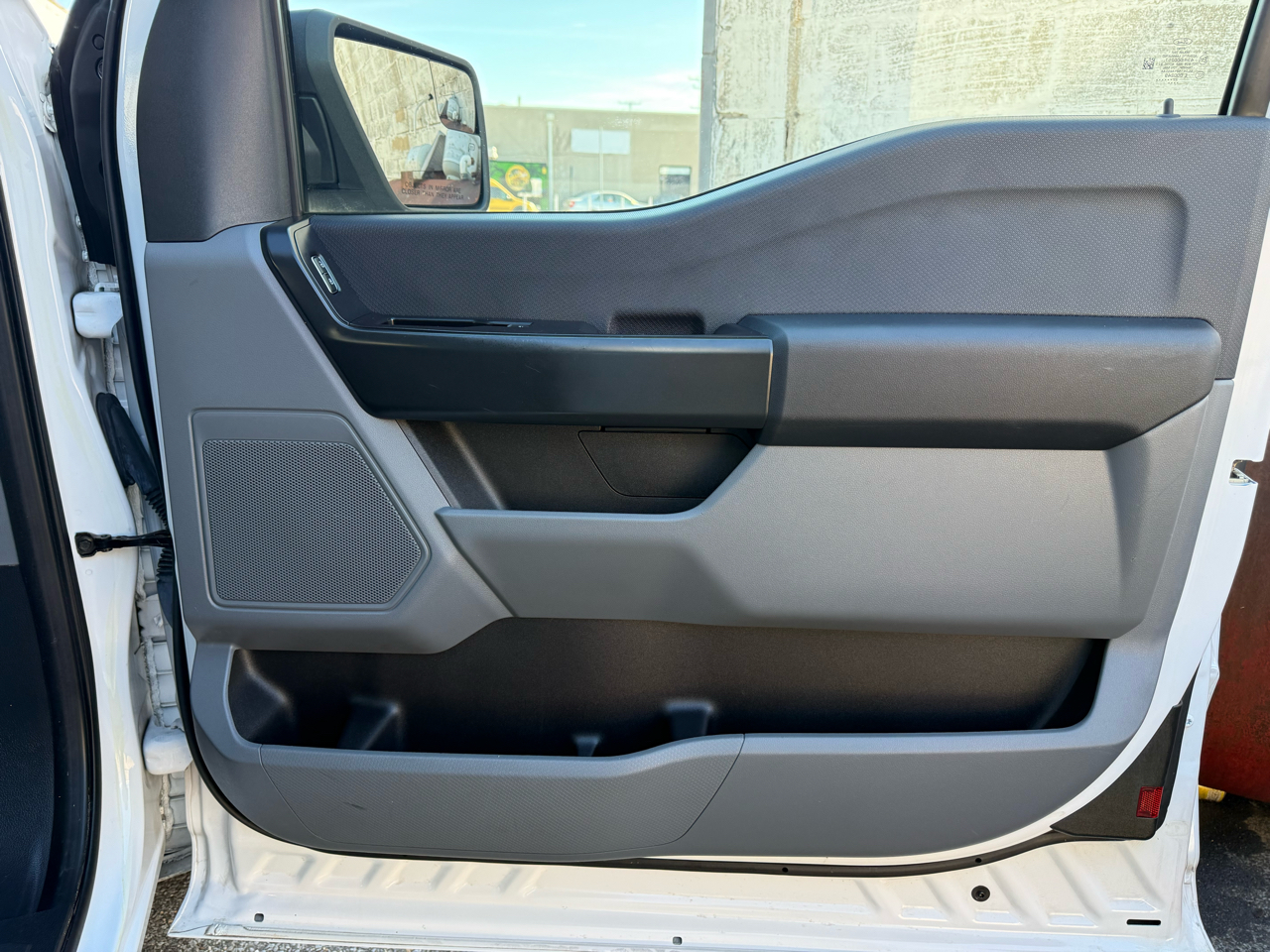 Ford F-150 XLT 2WD SuperCab 8' Box 2022