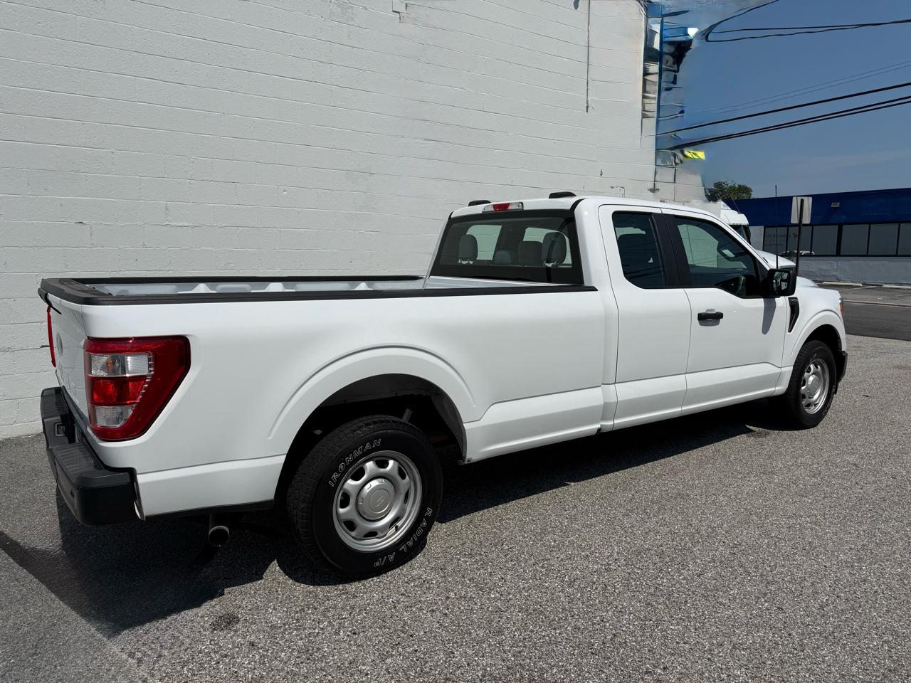 Ford F-150 XL SuperCab Long Box 2WD 2022