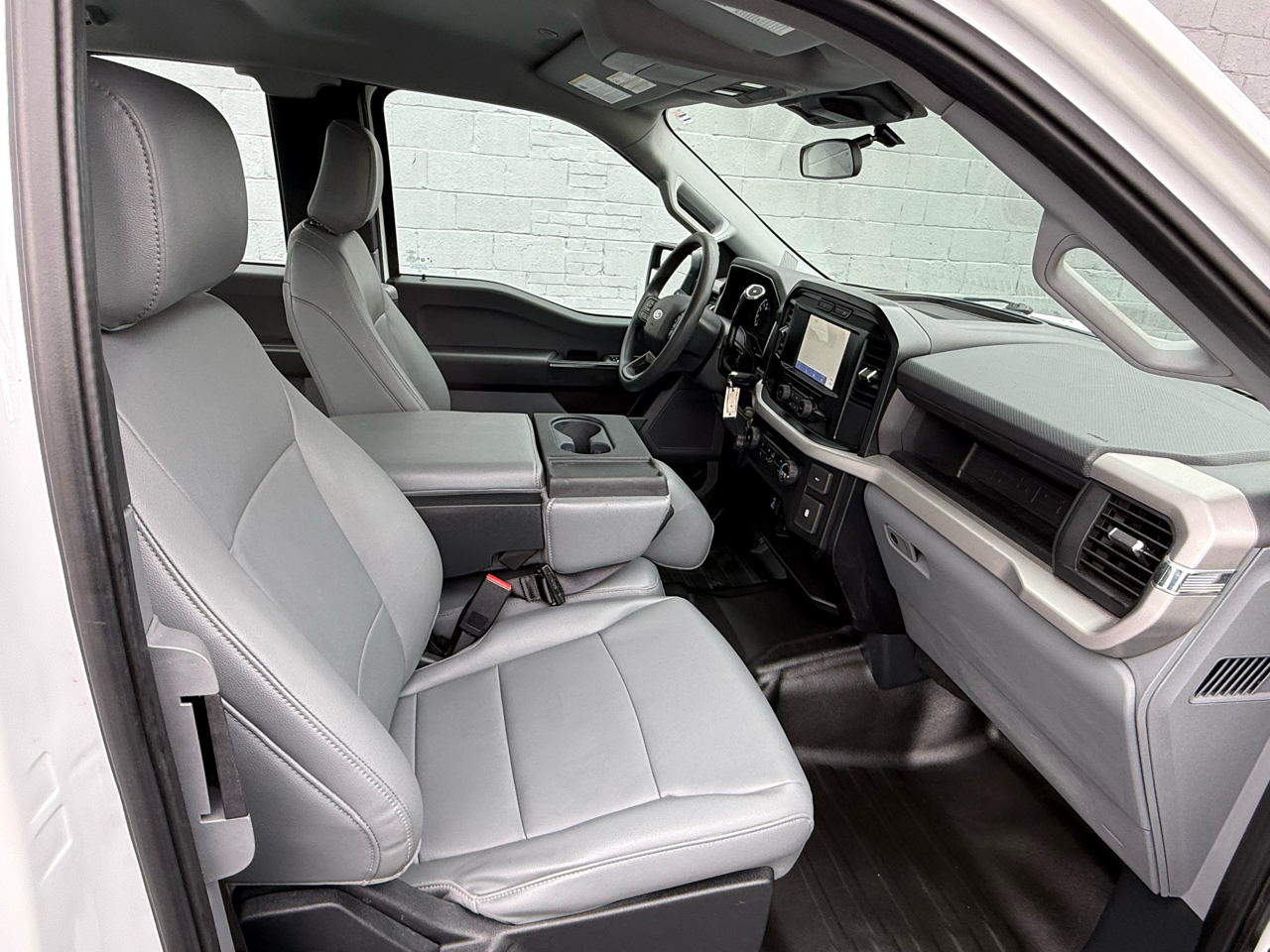 Ford F-150 XLT 2WD SuperCab 8' Box 2023