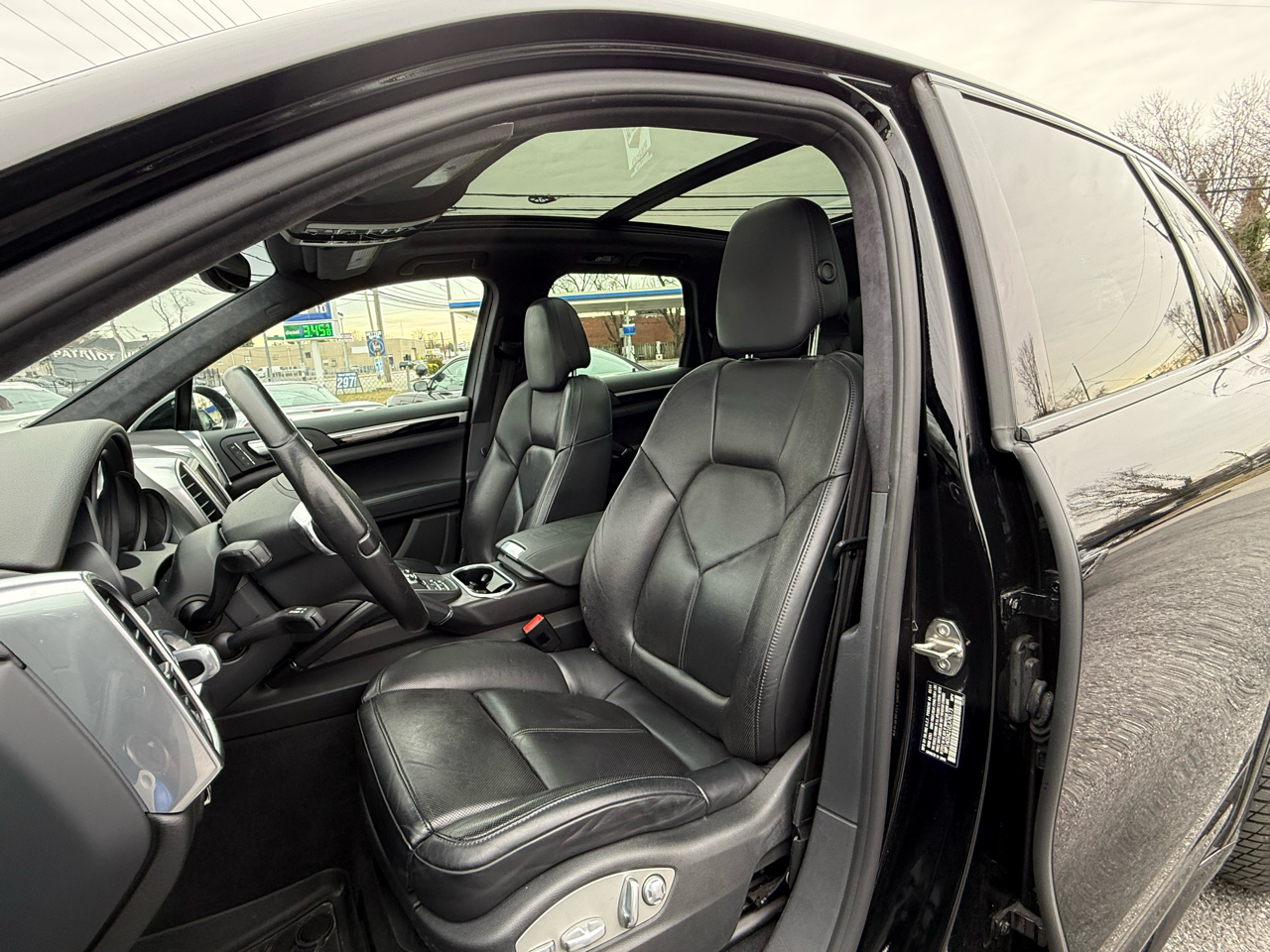 Porsche Cayenne AWD 4dr GTS 2014