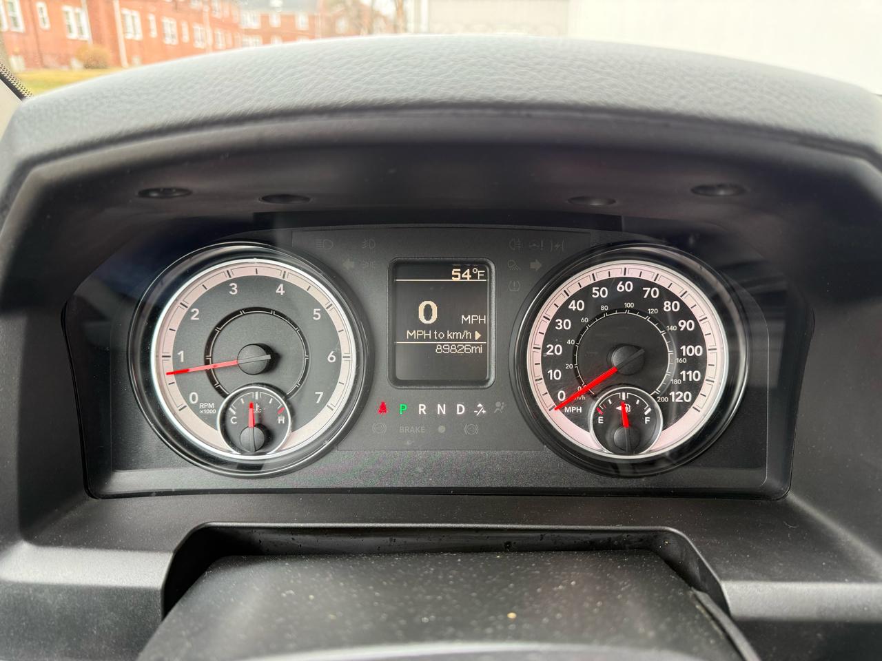 RAM 2500 Tradesman 4x4 Reg Cab 8' Box 2017