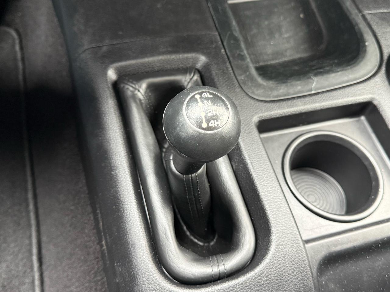 RAM 2500 Tradesman 4x4 Reg Cab 8' Box 2017