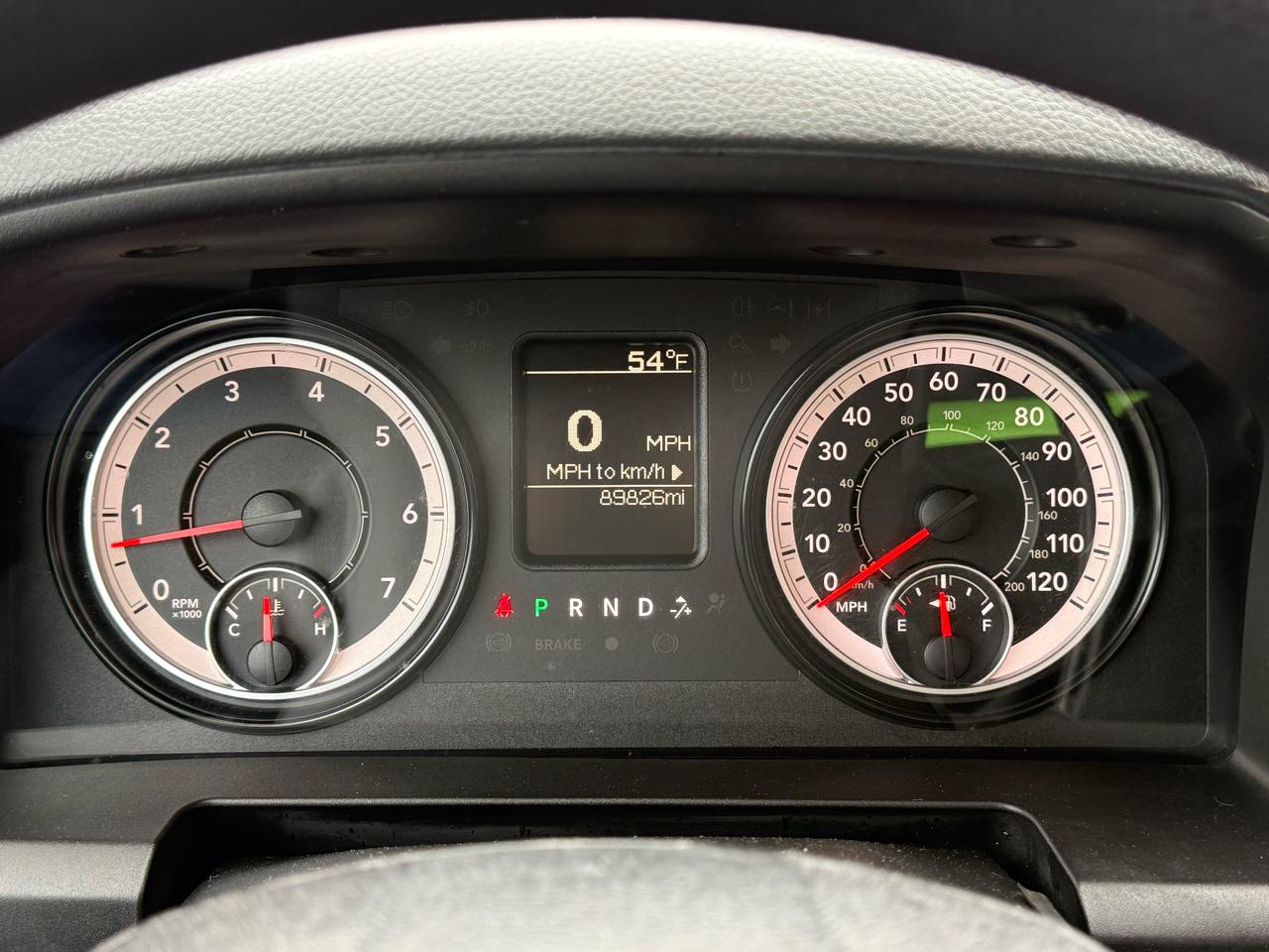 RAM 2500 Tradesman 4x4 Reg Cab 8' Box 2017