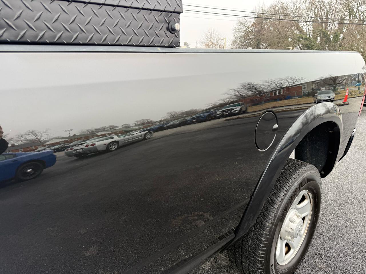 RAM 2500 Tradesman 4x4 Reg Cab 8' Box 2017