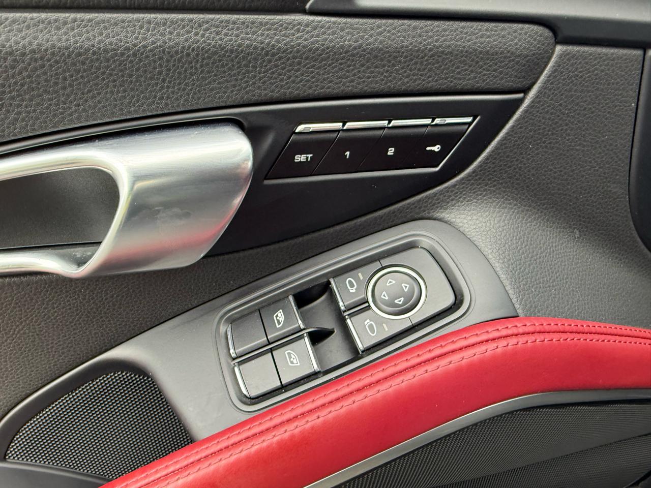 Porsche 718 Cayman Coupe 2019