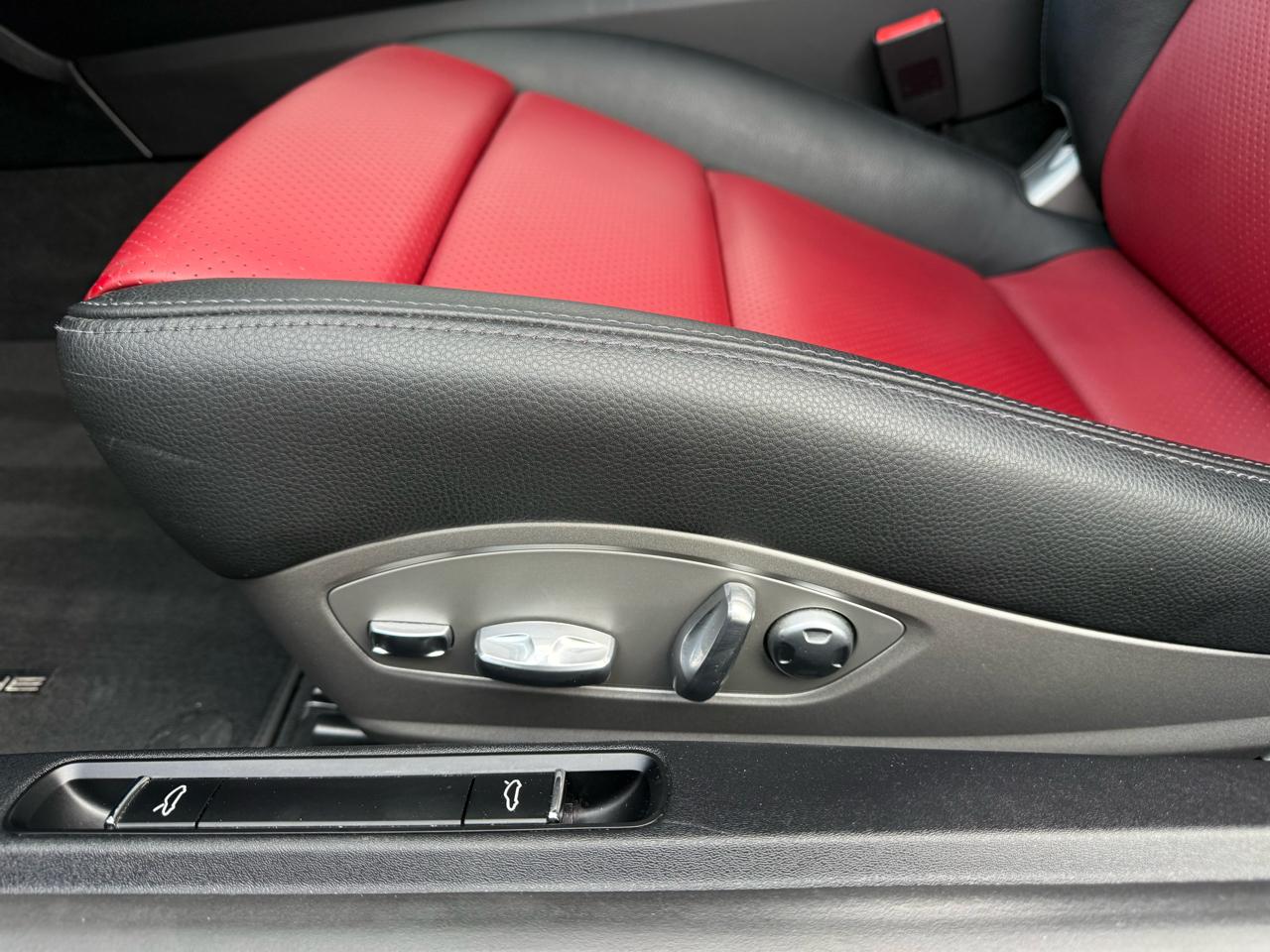 Porsche 718 Cayman Coupe 2019