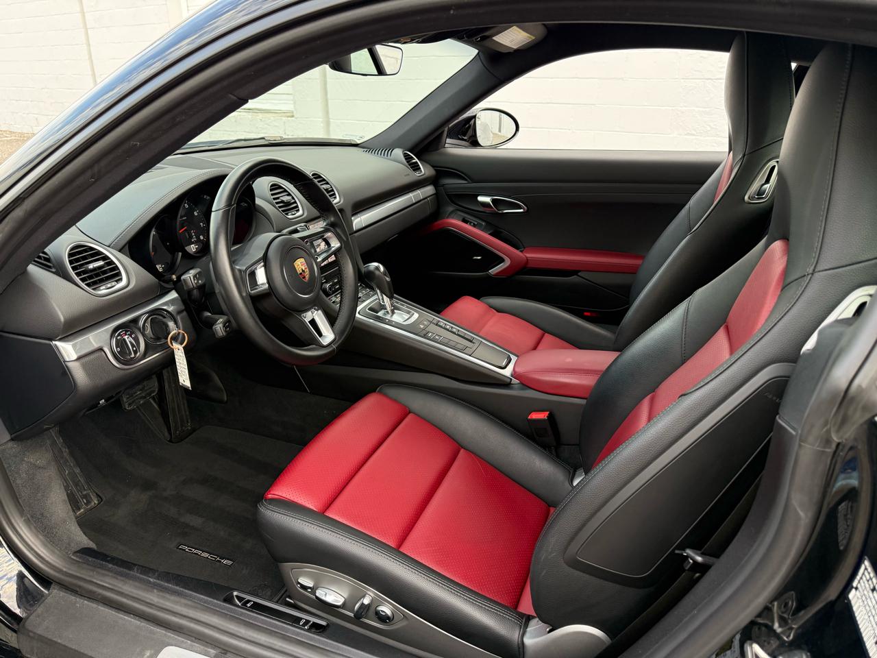 Porsche 718 Cayman Coupe 2019