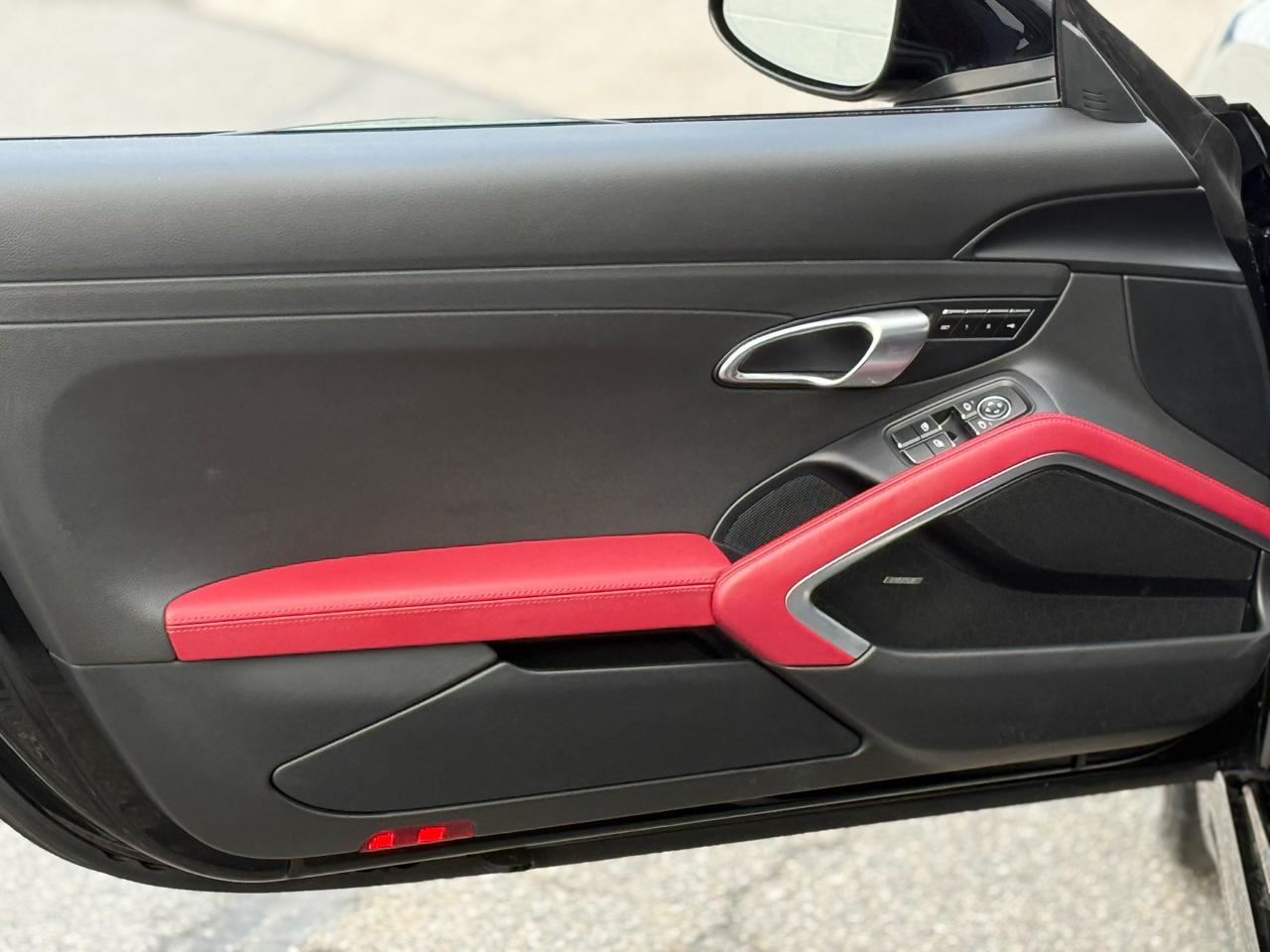 Porsche 718 Cayman Coupe 2019