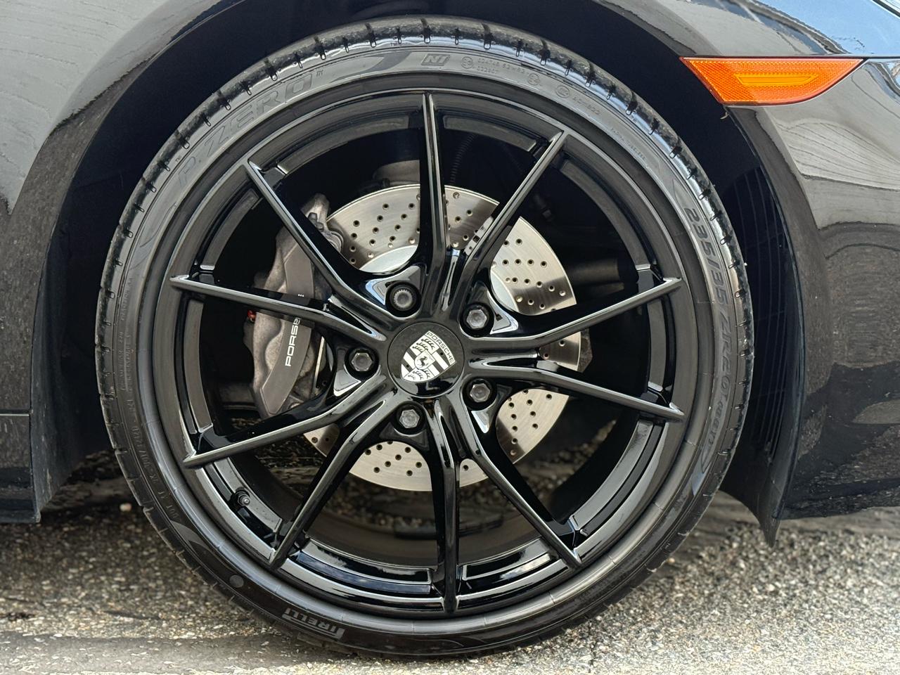 Porsche 718 Cayman Coupe 2019