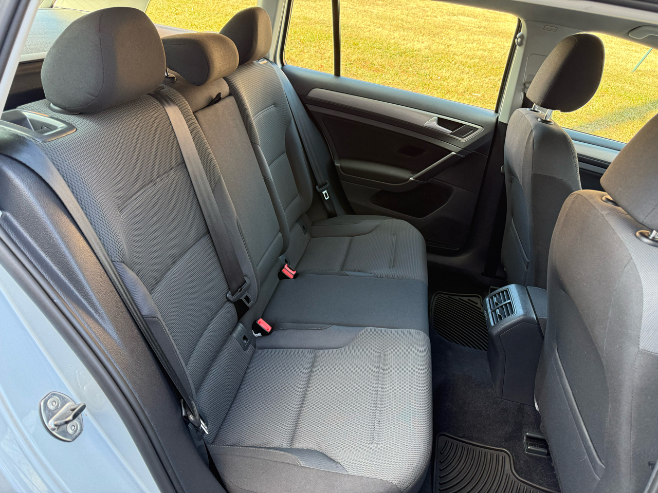 Volkswagen Golf SportWagen 1.8T S Auto 4MOTION 2017