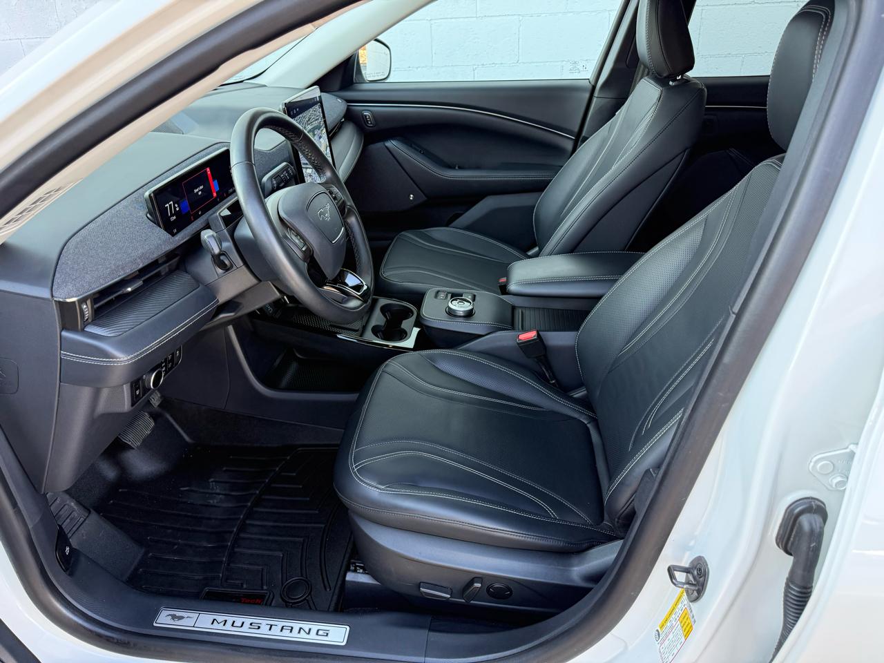 Ford Mustang Mach-E Premium AWD 2023