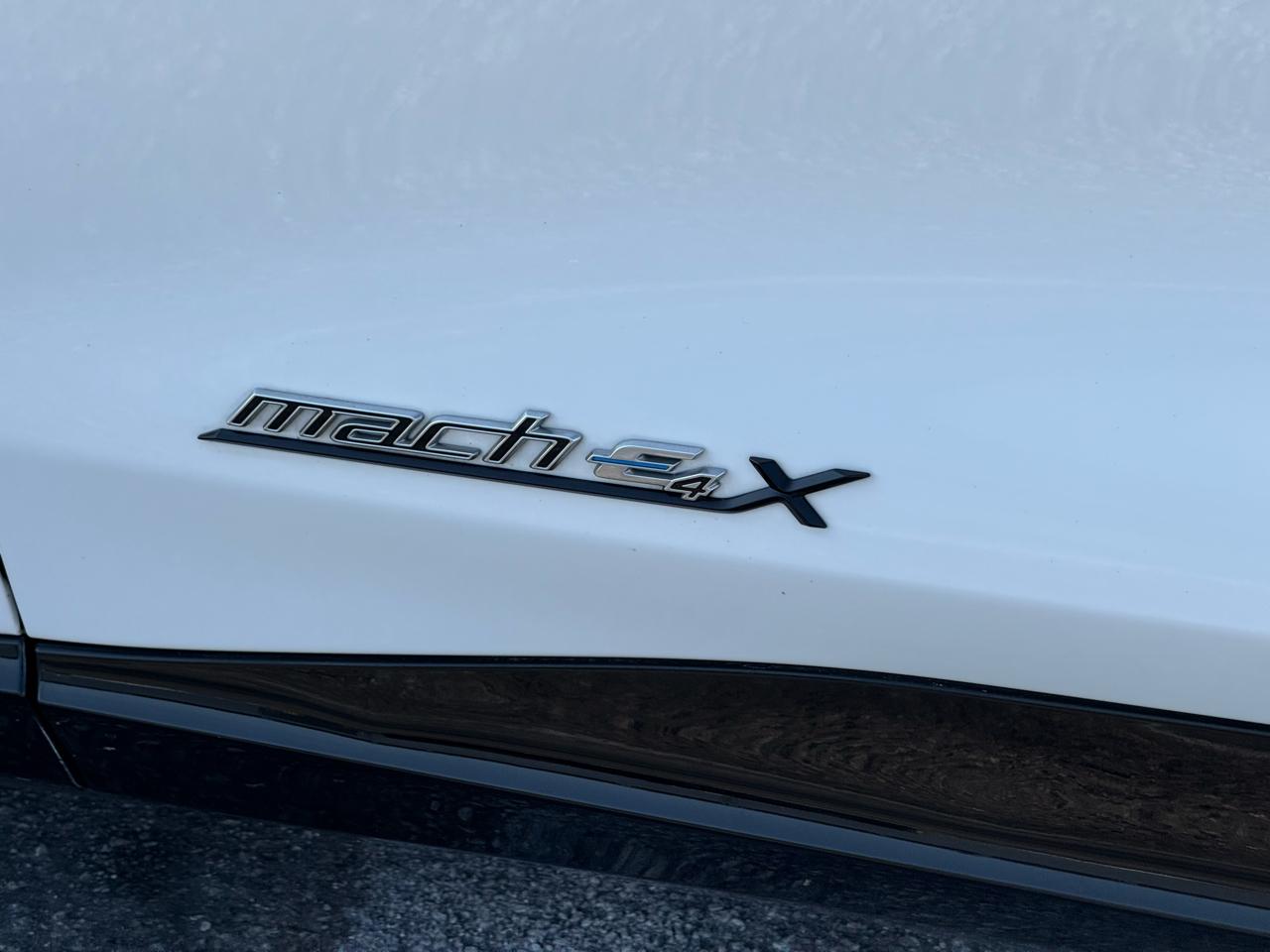 Ford Mustang Mach-E Premium AWD 2023