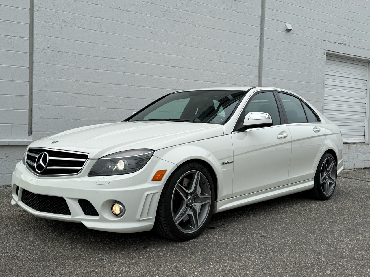 Mercedes-Benz C-Class 4dr Sdn 6.3L AMG RWD 2009