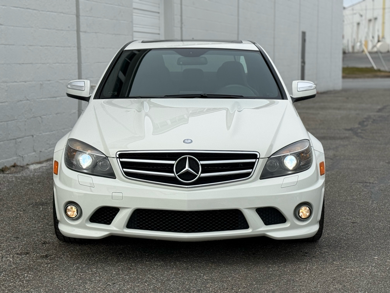Mercedes-Benz C-Class 4dr Sdn 6.3L AMG RWD 2009