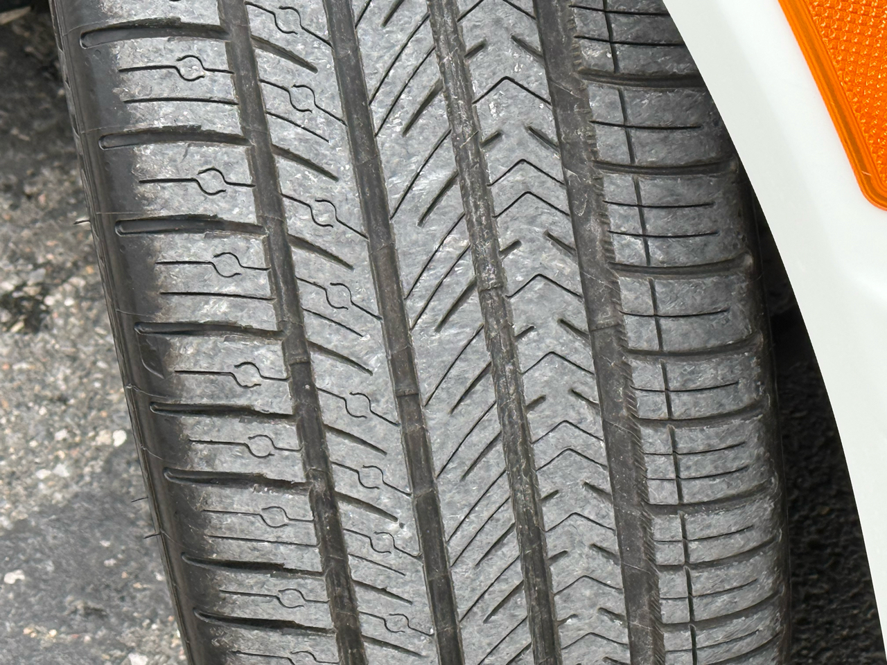 Mercedes-Benz C-Class 4dr Sdn 6.3L AMG RWD 2009