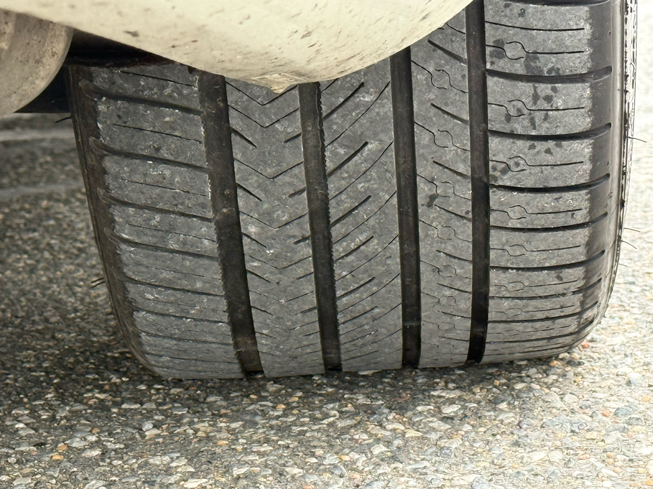 Mercedes-Benz C-Class 4dr Sdn 6.3L AMG RWD 2009