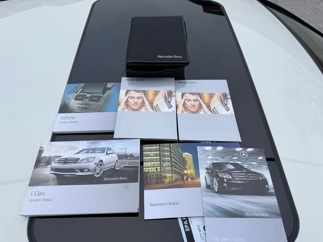 Mercedes-Benz C-Class 4dr Sdn 6.3L AMG RWD 2009