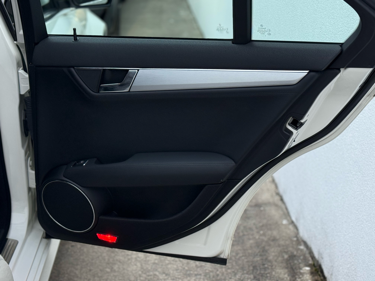 Mercedes-Benz C-Class 4dr Sdn 6.3L AMG RWD 2009