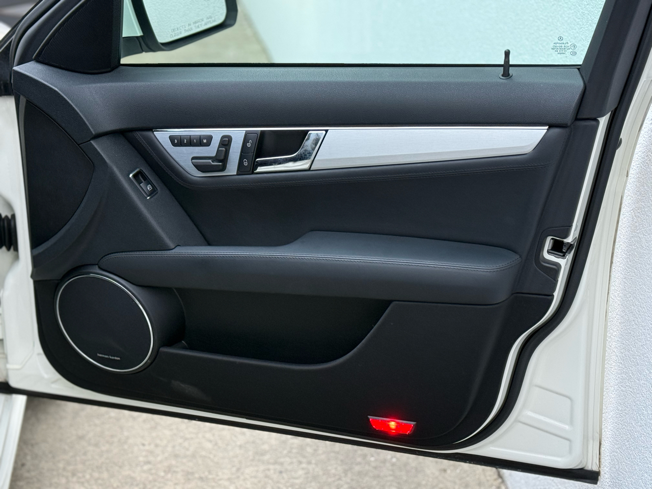 Mercedes-Benz C-Class 4dr Sdn 6.3L AMG RWD 2009