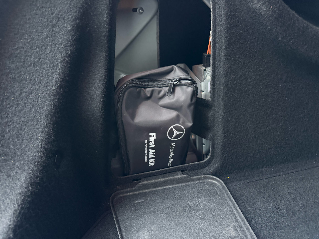 Mercedes-Benz C-Class 4dr Sdn 6.3L AMG RWD 2009