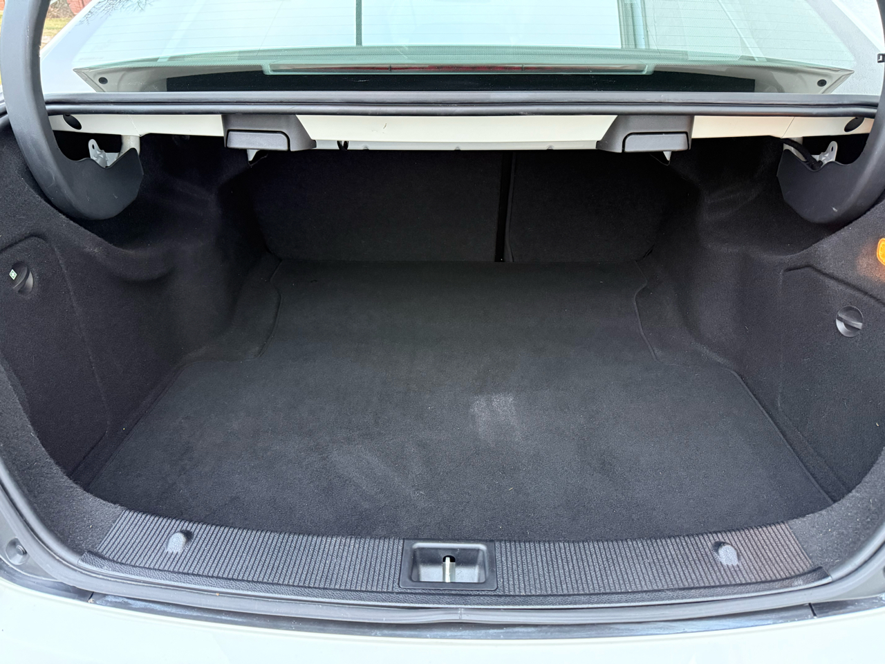 Mercedes-Benz C-Class 4dr Sdn 6.3L AMG RWD 2009