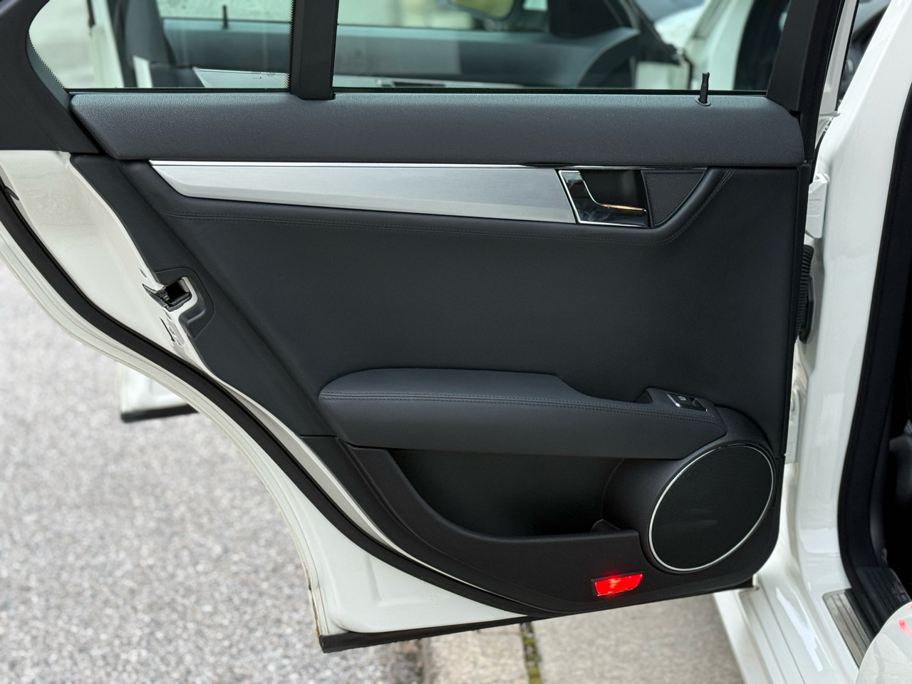 Mercedes-Benz C-Class 4dr Sdn 6.3L AMG RWD 2009