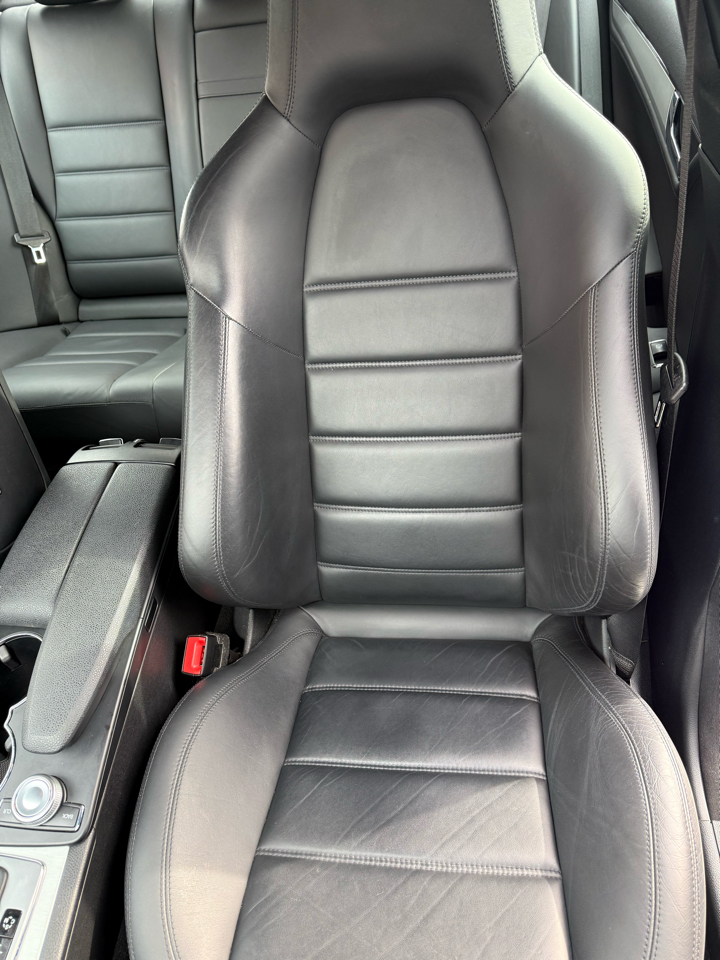 Mercedes-Benz C-Class 4dr Sdn 6.3L AMG RWD 2009