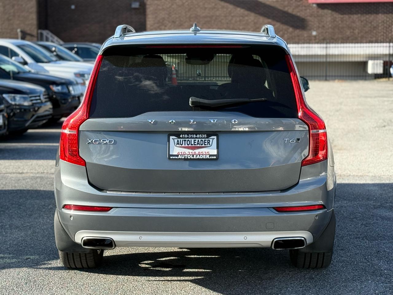 Volvo XC90 T6 AWD 7-Passenger Momentum 2017