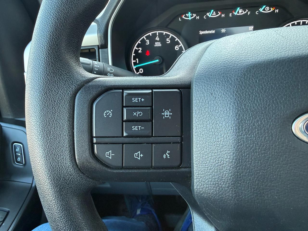 Ford F-150 XL 4WD SuperCab 8' Box 2023